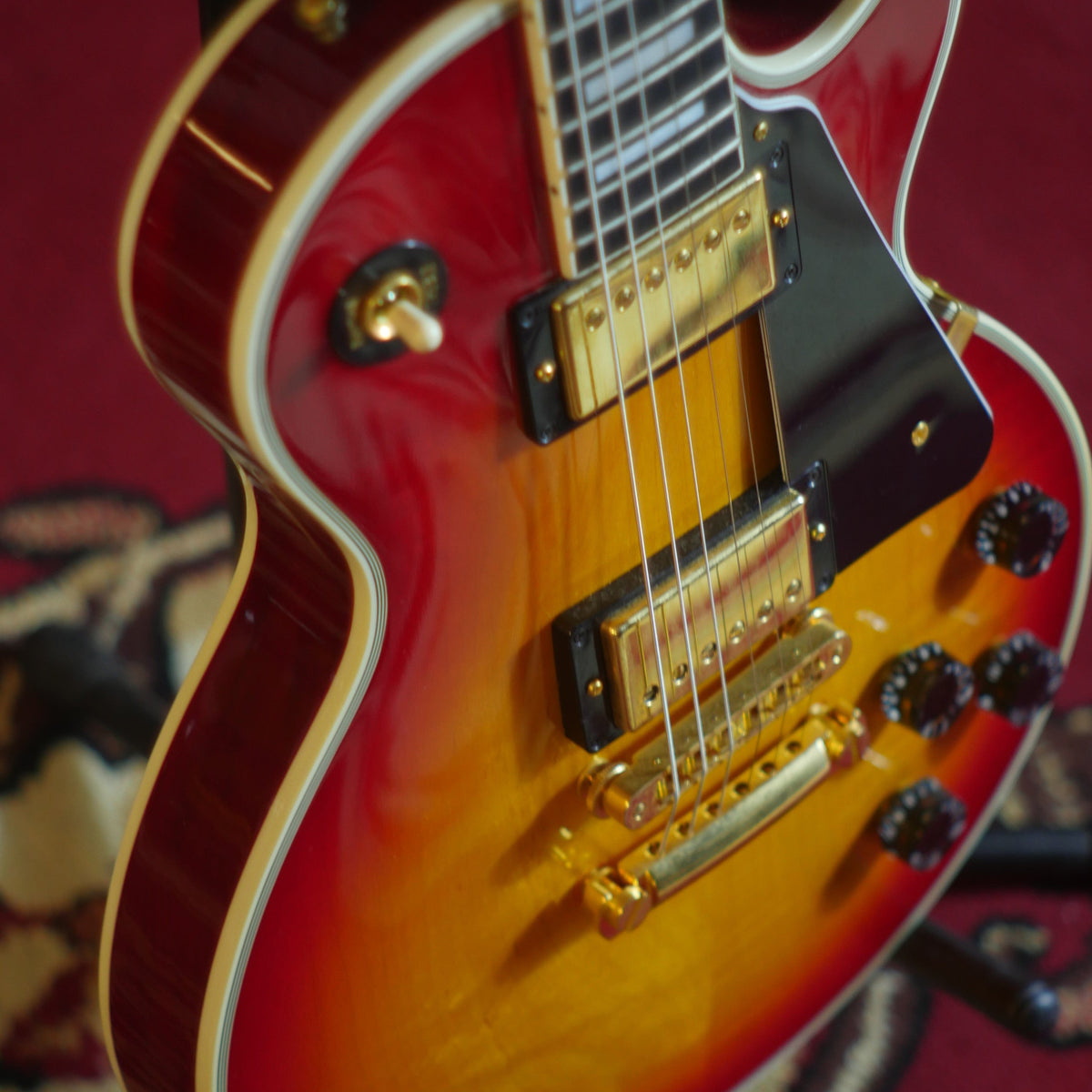 Byron Music Home Page Consignment - Gibson Les Paul Custom Heritage Cherry Sunburst W/ OHSC - Byron Music