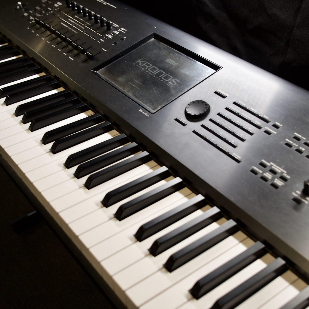 Byron Music Home Page Preloved - Korg Kronos V1 76 Weighted Key Synthesizer Keyboard - Byron Music